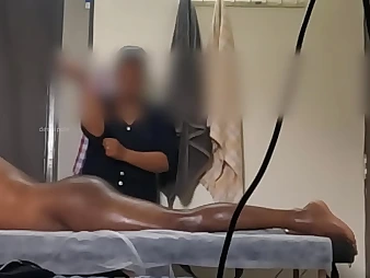 Espy Rasiya Begum in a molten Thai hand-job to say no to customer, Part two