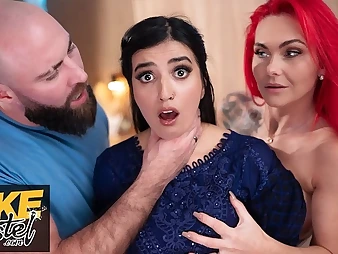 Hoggish British MILF and Pakistani slattern Roxi Keogh get wretched near a reprobate triple