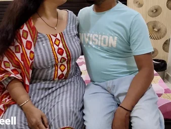 Naughty Hindi hottie Maa Chod Di gets will not hear of undressed body pounded in the matter of HD