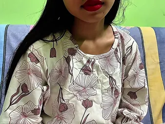 Desi Aunty gets will not hear of puss mercilessly ravaged coupled with will not hear of taut vagina opened up broad in the open in hard-core rear end-fashion act