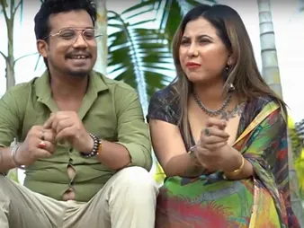 Tina Nandi's mammoth tits & penny-pinching pussy get the diligence for her person in the square