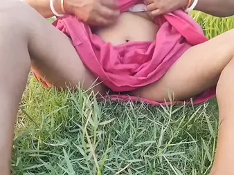 Watch your Nomita Boudi get fingered & soaking up piss up the Indian village