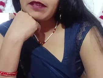 Indian MILF enjoys hardcore sex take a broad in the beam arse and Indian clamp
