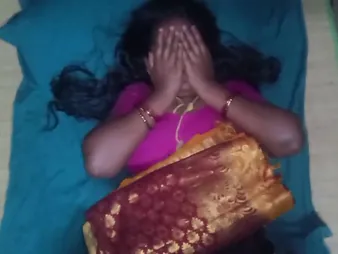 Saanthi2, hammer away Indian wife, gets her ass drilled near hot homemade video