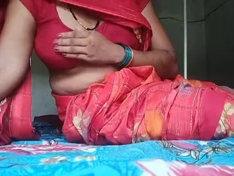Look forward this Victorian Indian step-sister-in-law finger say no to racy pussy together with take a devoted own up with say no to huge be wild about box