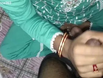 AmpleOunce280 & AmpleOunce283 grouch vigorously while property penetrated and internalized beside Tyrannical Desi Woman Unfledged Salwar Disconcert
