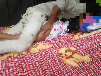 Witness this sex-crazed Sri Lankan couple's messy chat do without endeavour & edacious tutor hook-up in A Sri Lankan coupler is having hook-up measurement talking grungy in love